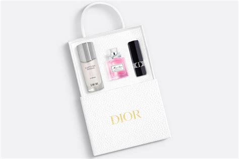 miss dior perfumen|dior經典淡香水入門禮盒.